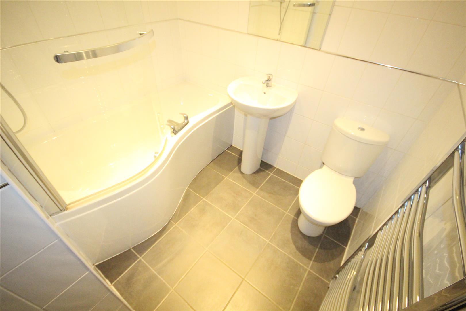 2 bedroom apartment SSTC in Colne - IMG_3460.jpg